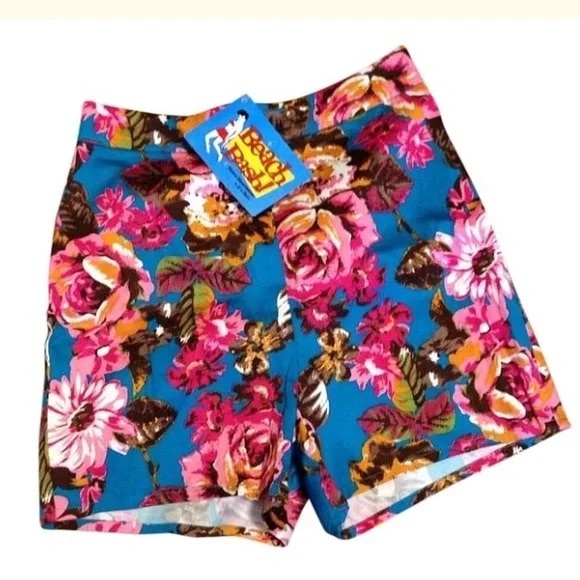 Bettie Page Pants - Pinup/ vintage inspired shorts/ beach bash by Tatyana. New with tags.